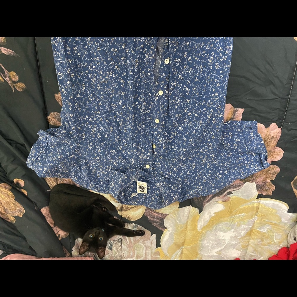Blue button down shirt, Men’s